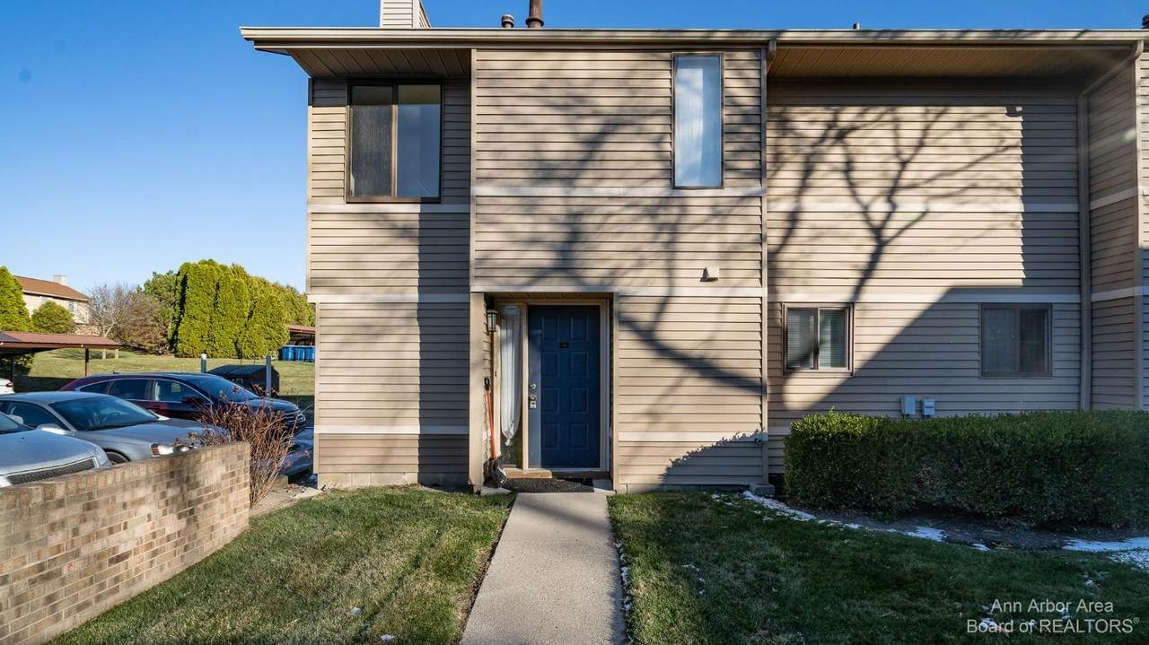 250 Briarcrest Drive - Photo 1
