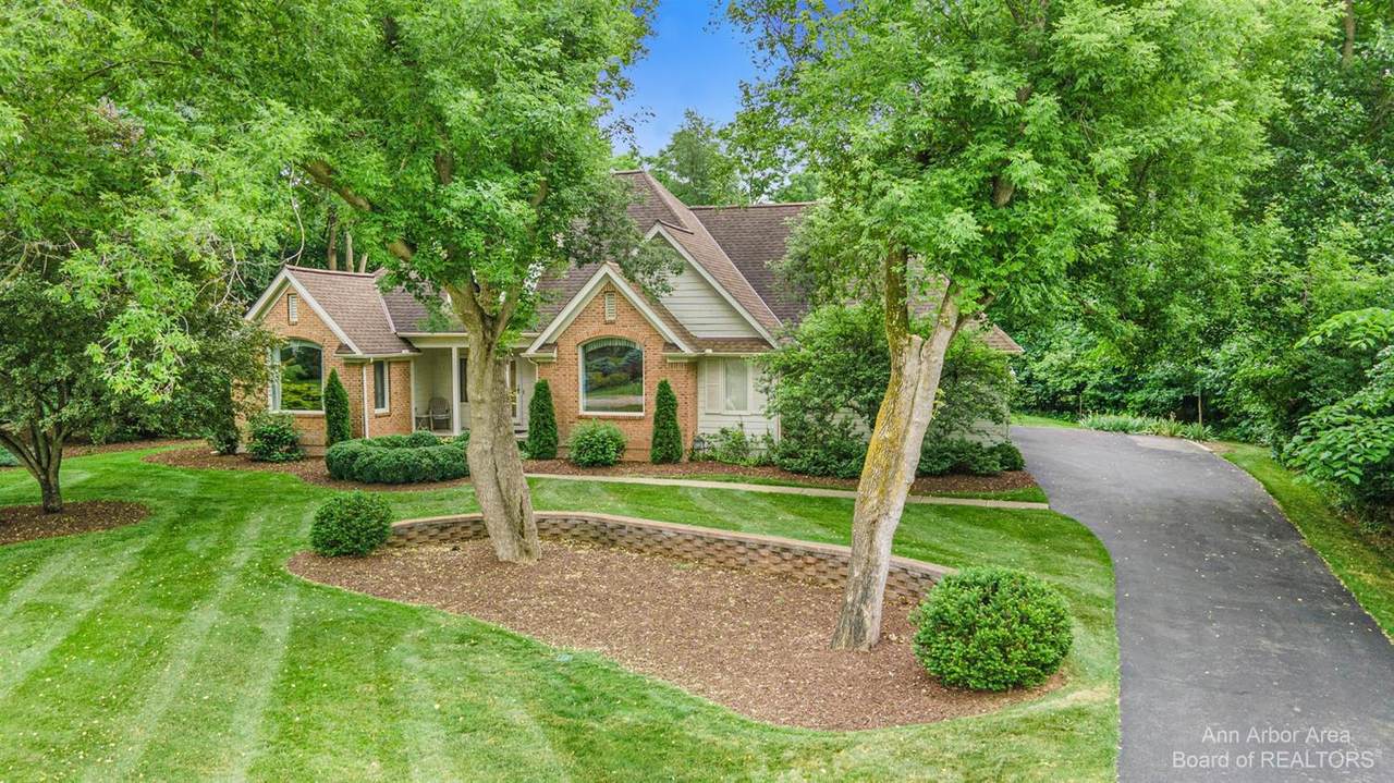 5463 River Woods Court - Photo 1