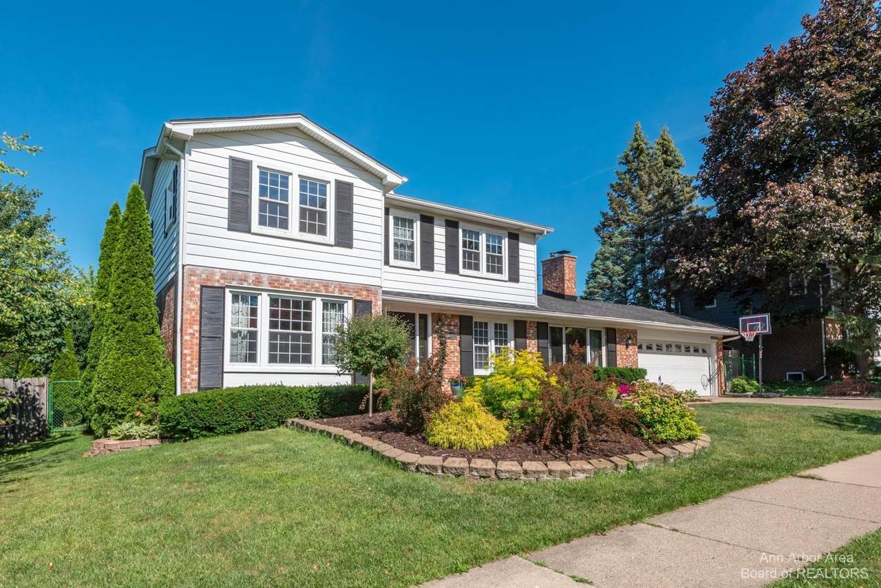 2375 Mershon Drive - Photo 1