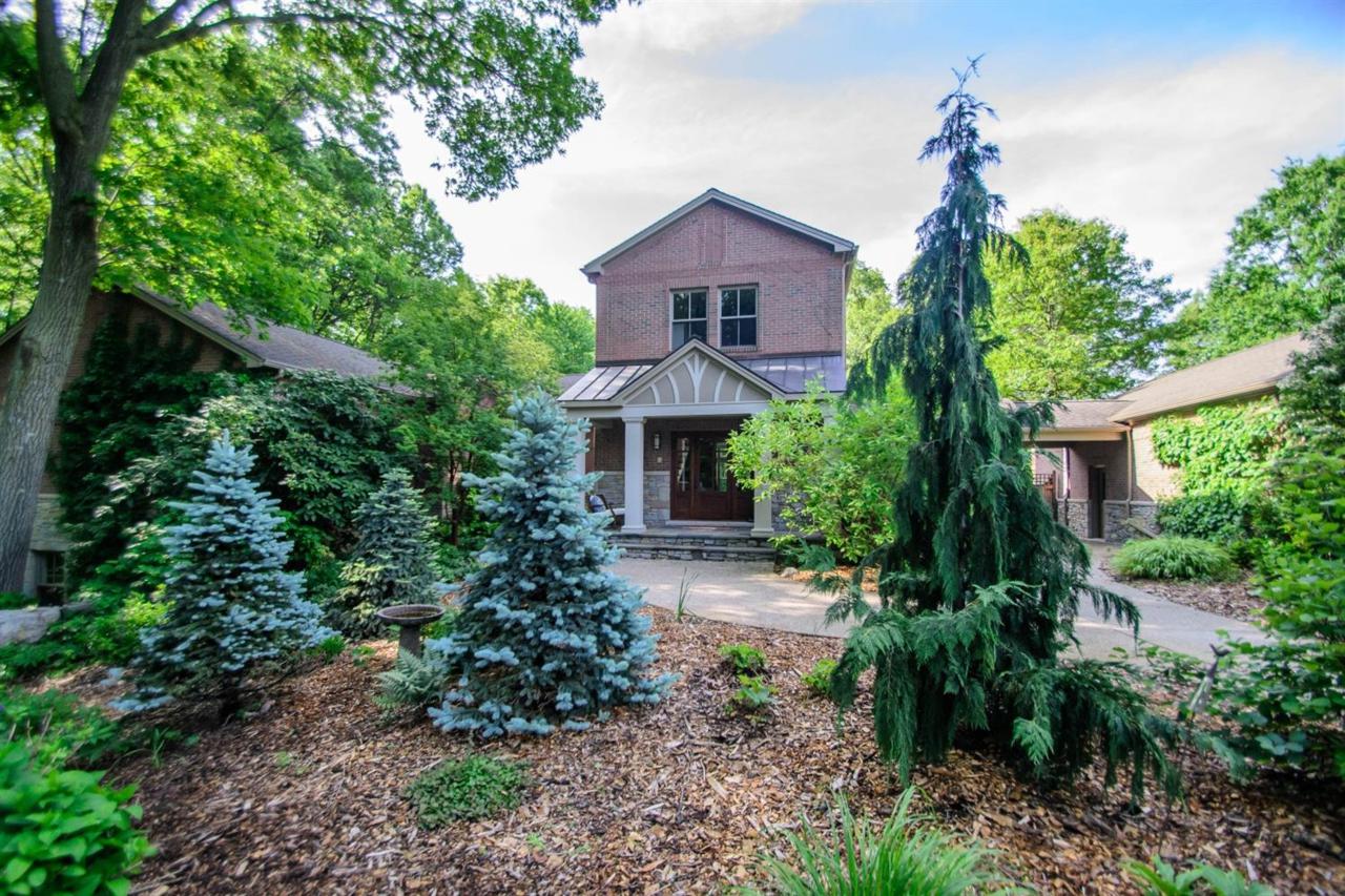 5400 North Meadow Court - Photo 1