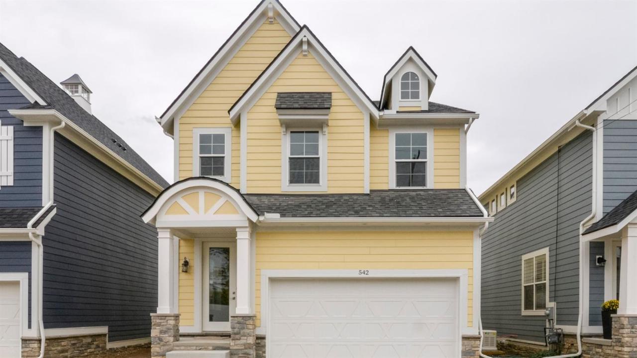 542 Liberty Street - Photo 1