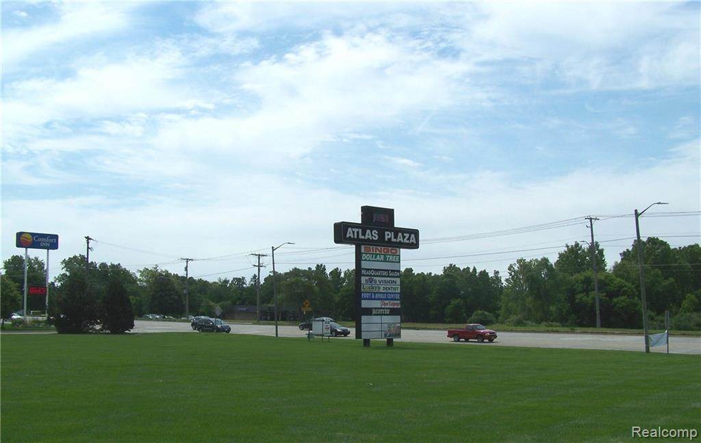 7300 Highland Road - Photo 1