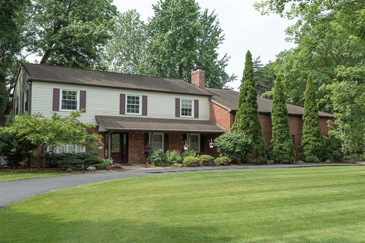 3531 Surrey Drive - Photo 1