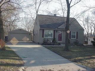 828 Hawthorne Avenue - Photo 1