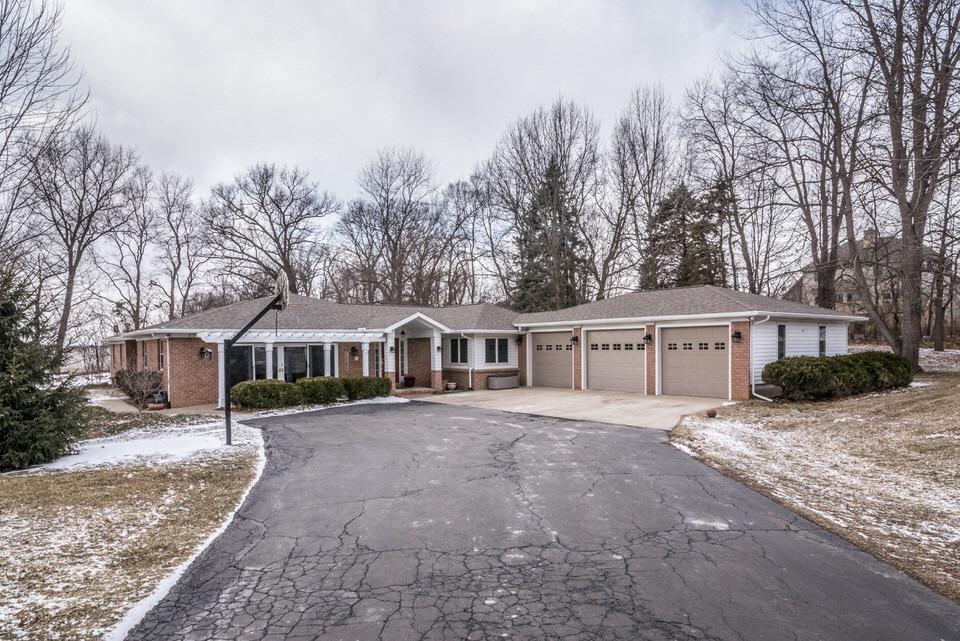 9528 Woodbend Drive - Photo 1