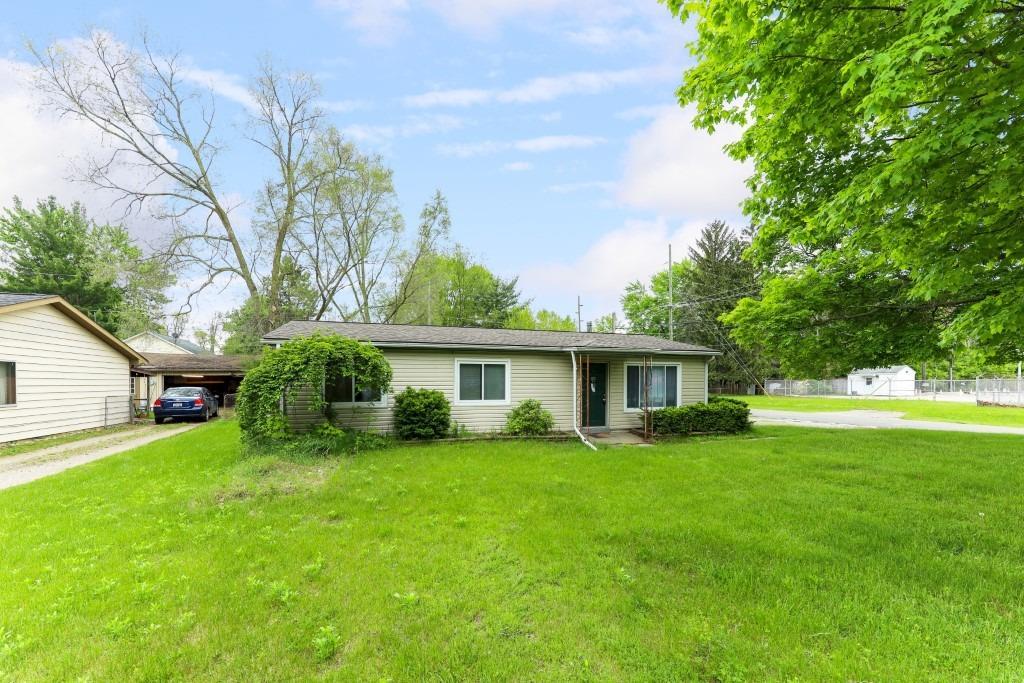 1016 Hamburg Street - Photo 1