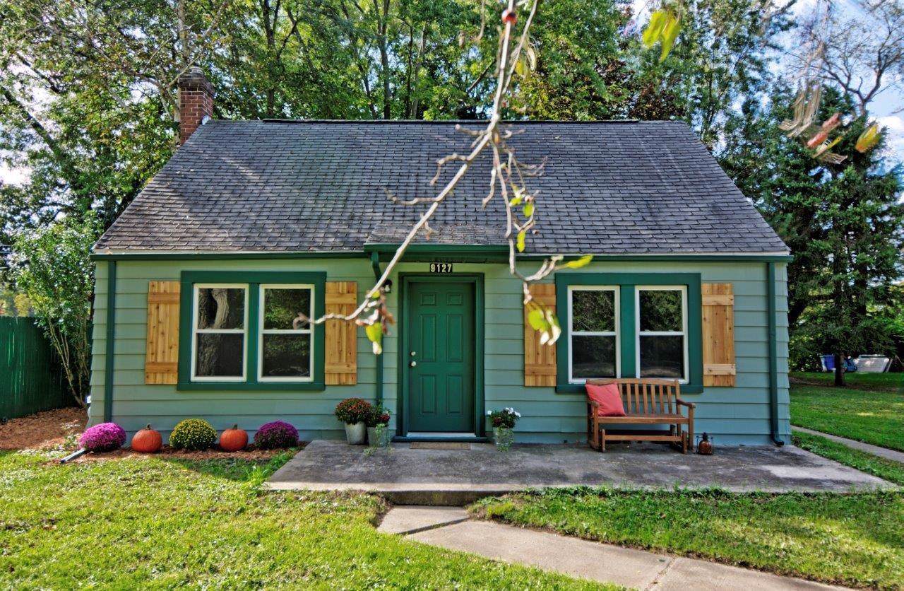 9127 Hillcrest Road - Photo 1