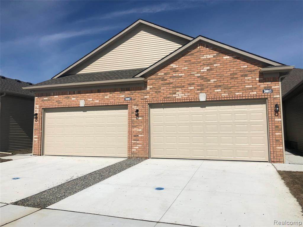 29994 Camden Circle - Photo 1