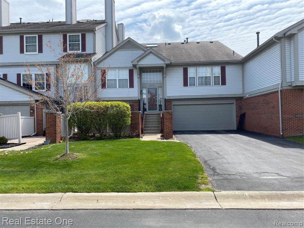 49483 Pointe Crossing - Photo 1