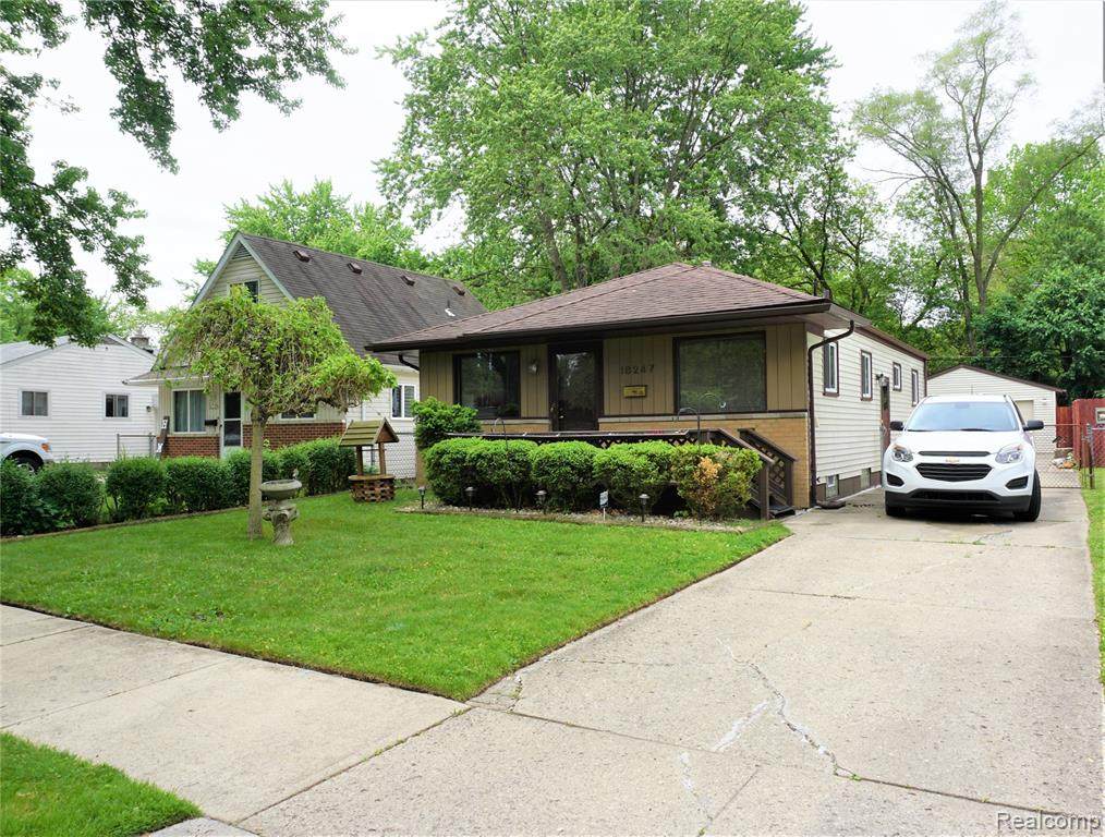 18247 Gillman Street - Photo 1