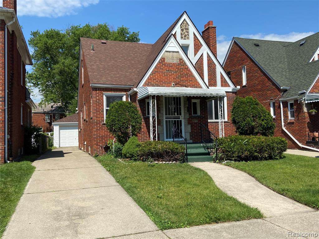 18433 Griggs Street - Photo 1