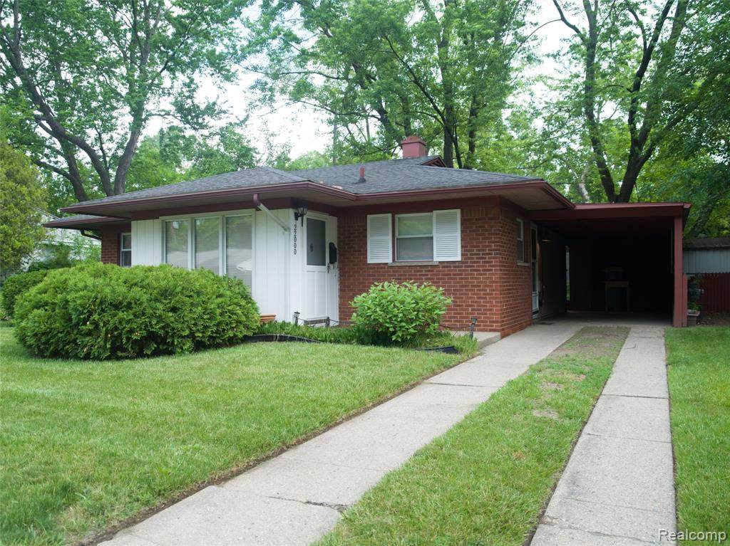 22000 Sunset Boulevard - Photo 1