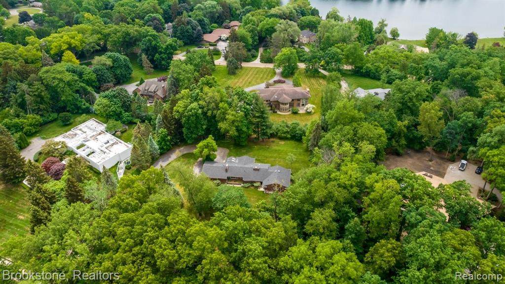 1455 Lone Pine Road - Photo 1