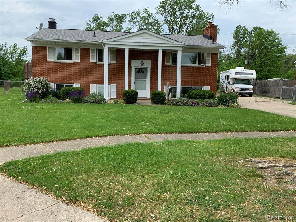 34697 Forman Drive - Photo 1