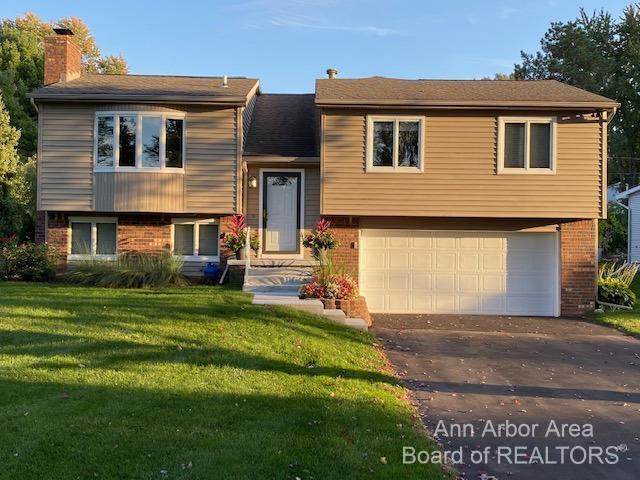 4834 Cole Boulevard - Photo 1