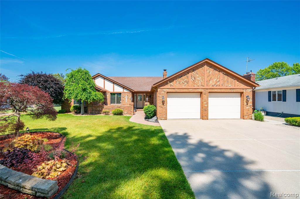 29733 Riverside Bay - Photo 1