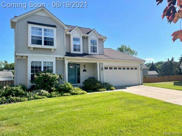 979 Devon - Photo 1