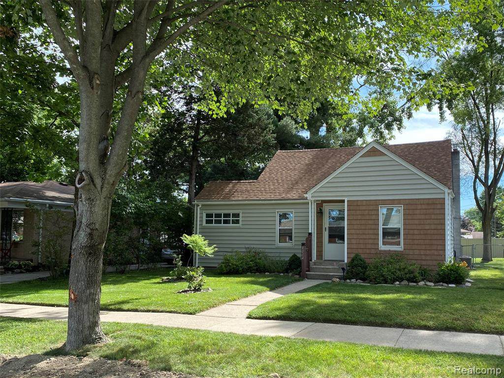8004 Nightingale Street - Photo 1