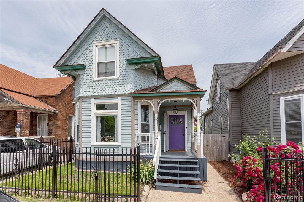 1932 Scotten Street - Photo 1