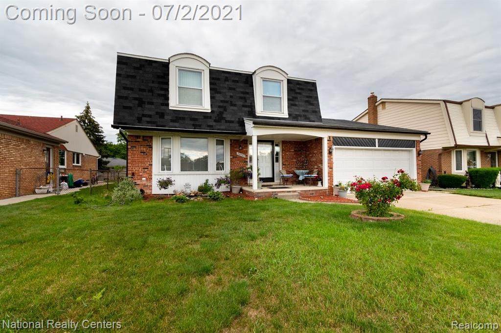 38728 Sutton Drive - Photo 1