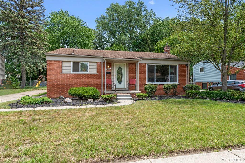 19810 Weyher Street - Photo 1