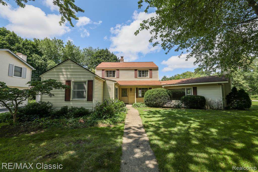 7368 Sweetbriar - Photo 1