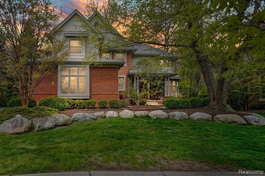 6649 Glenshaw - Photo 1