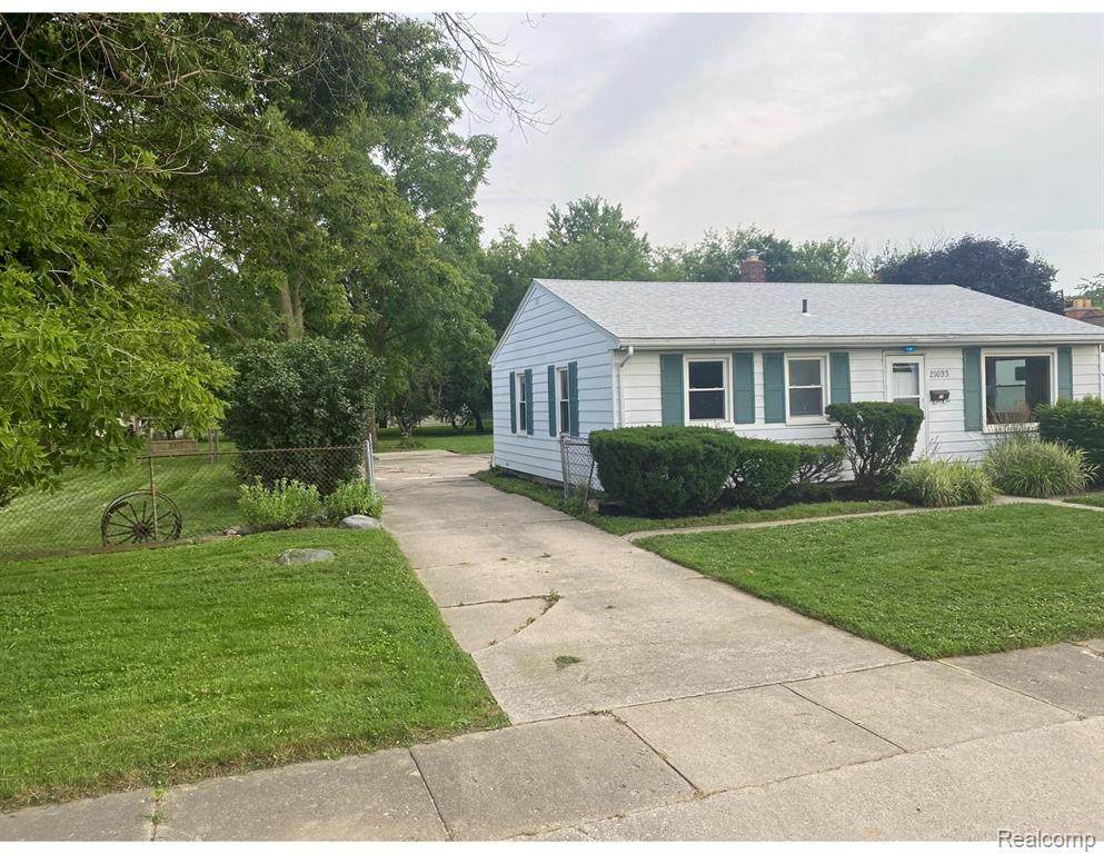 21693 Harding Street - Photo 1