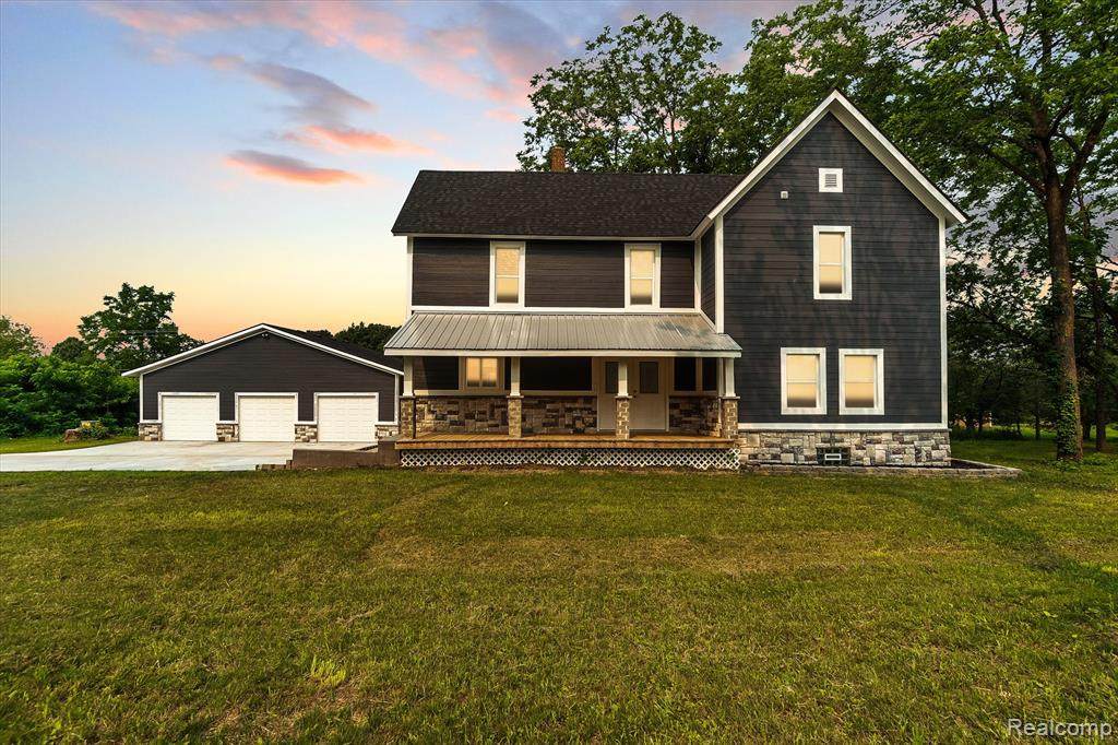 879 Hacker Road - Photo 1
