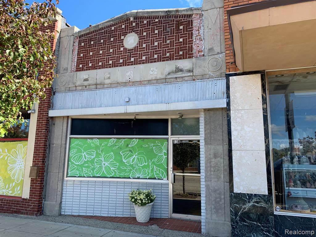 138 Saginaw Street - Photo 1