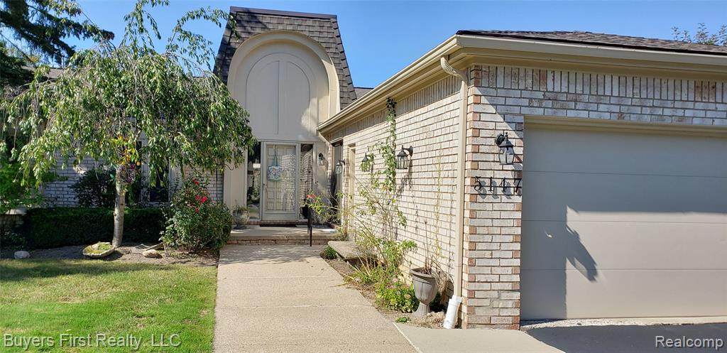 5147 Woodlands Lane - Photo 1