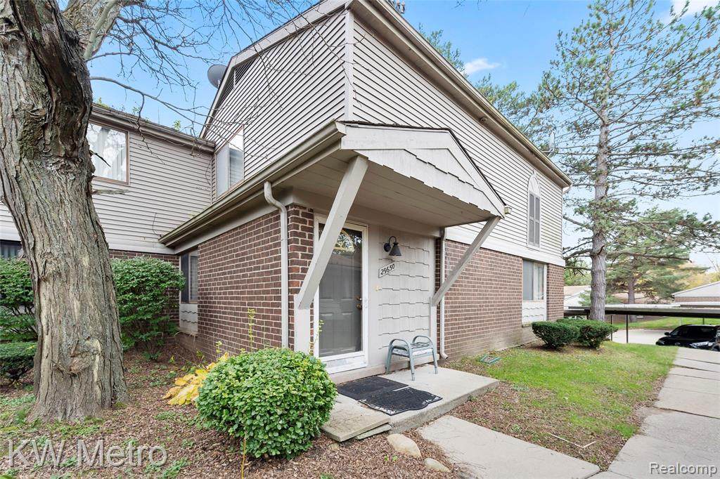 29650 Farmbrook Villa - Photo 1