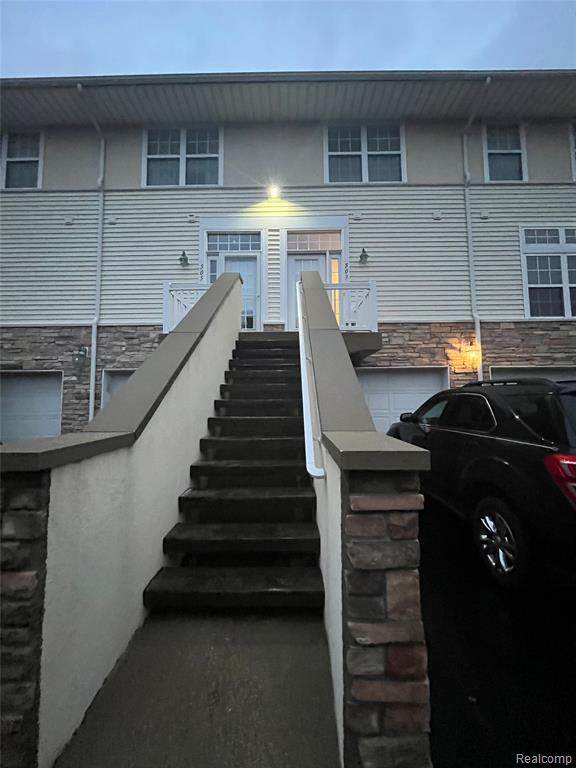 503 Mackinaw Trail Trail - Photo 1