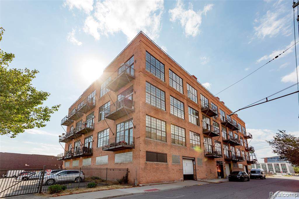 2003 Brooklyn Street - Photo 1