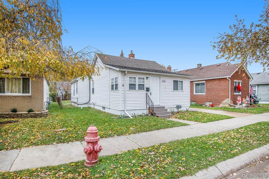 27365 Elmhurst Street - Photo 1