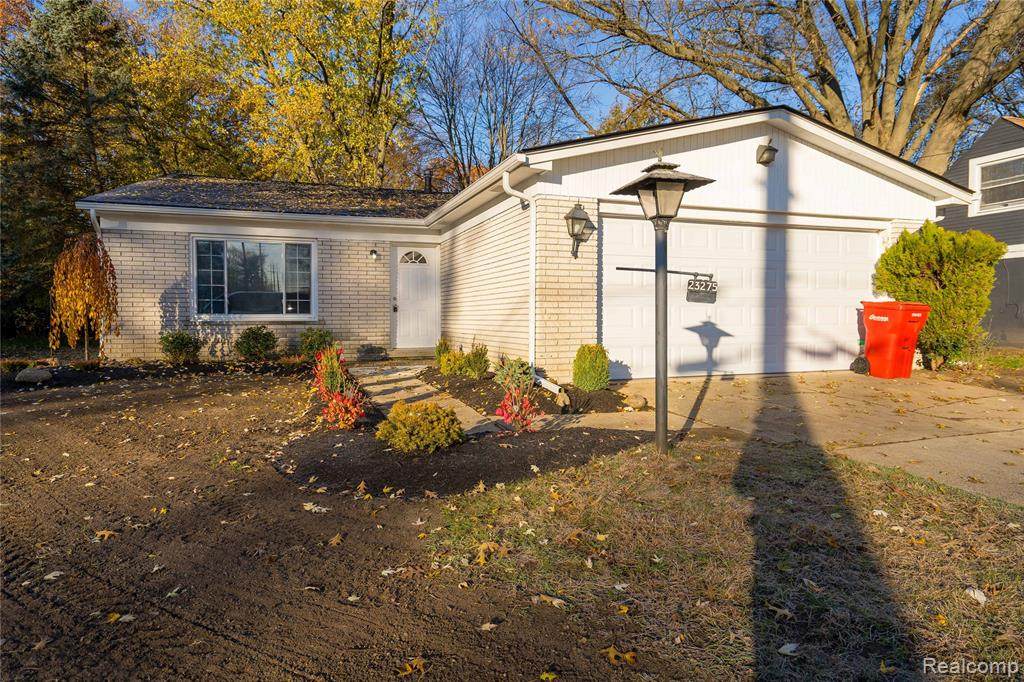 23275 Plum Hollow Street - Photo 1