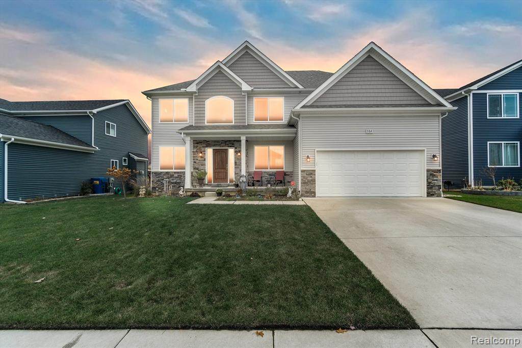 384 Beaver Run - Photo 1
