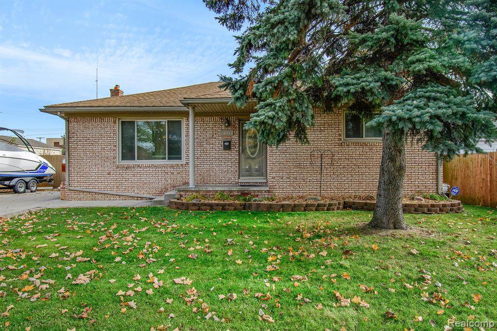 24844 Lawrence - Photo 1