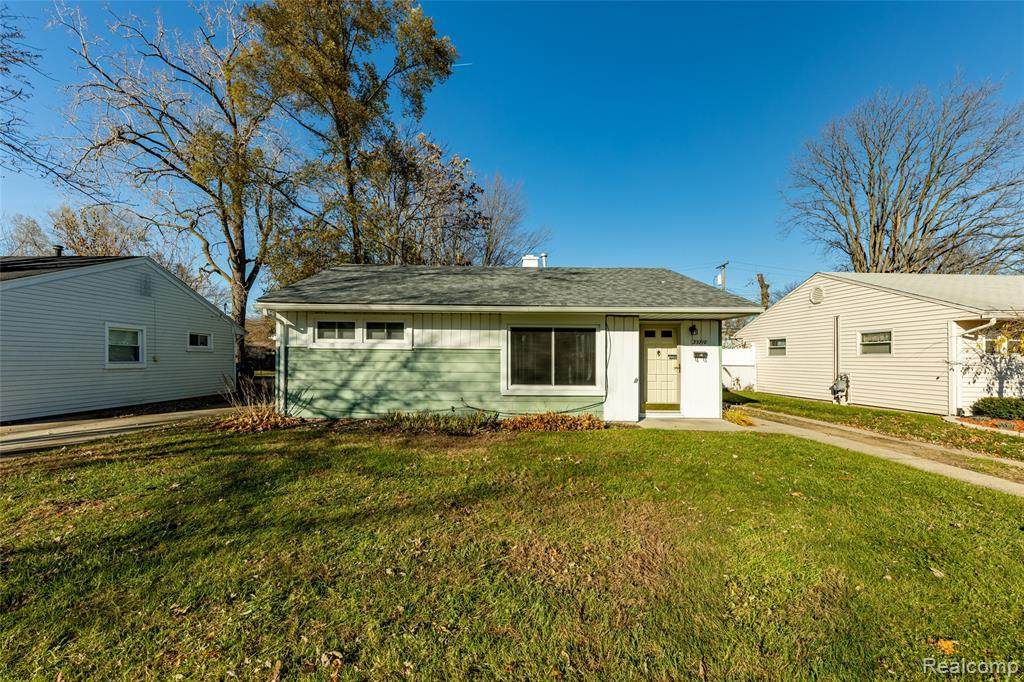 35710 Hazelwood Street - Photo 1
