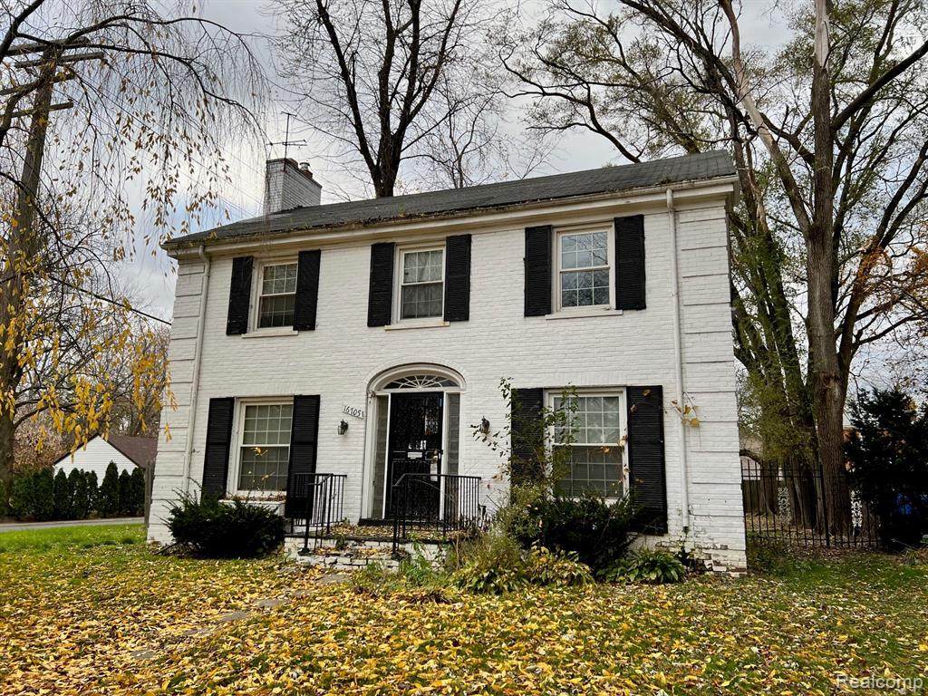 16705 Plainview Avenue - Photo 1