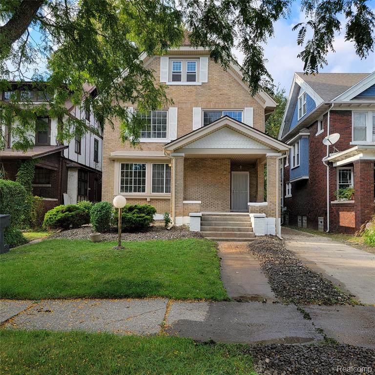 2238 Lasalle Gardens - Photo 1