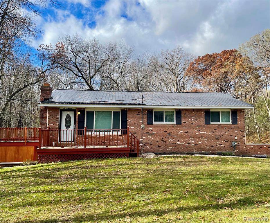 600 Hill Lawn Road - Photo 1