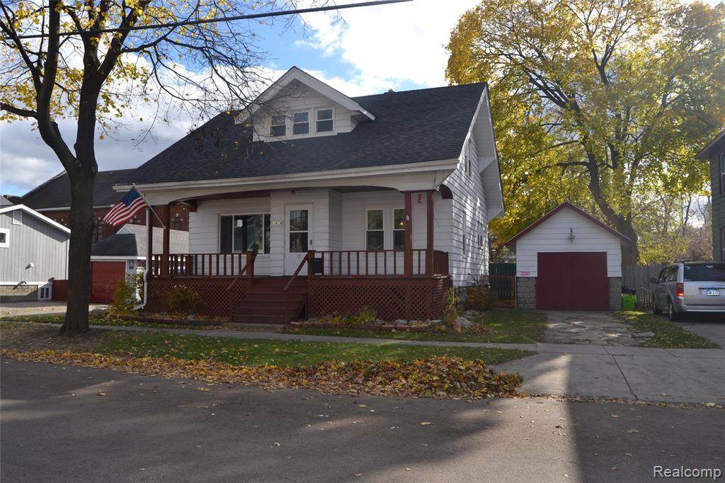 1414 Richardson Street - Photo 1