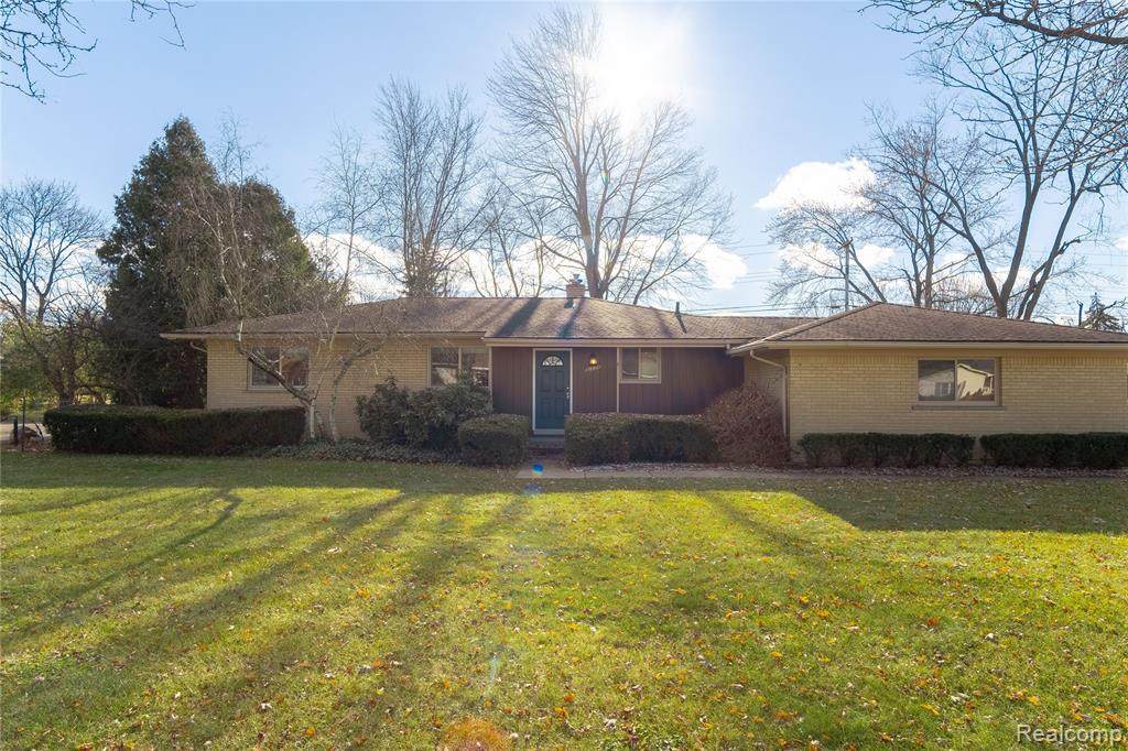 31737 Bella Vista Drive - Photo 1
