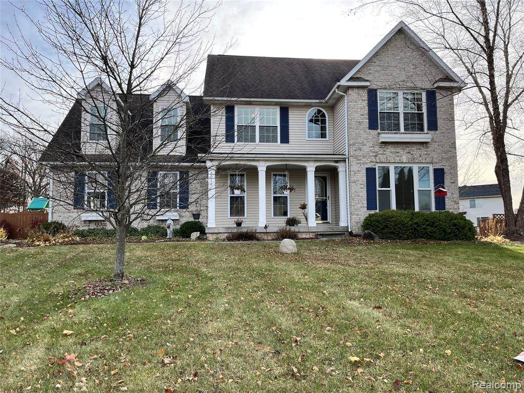 5214 Cypress Circle - Photo 1