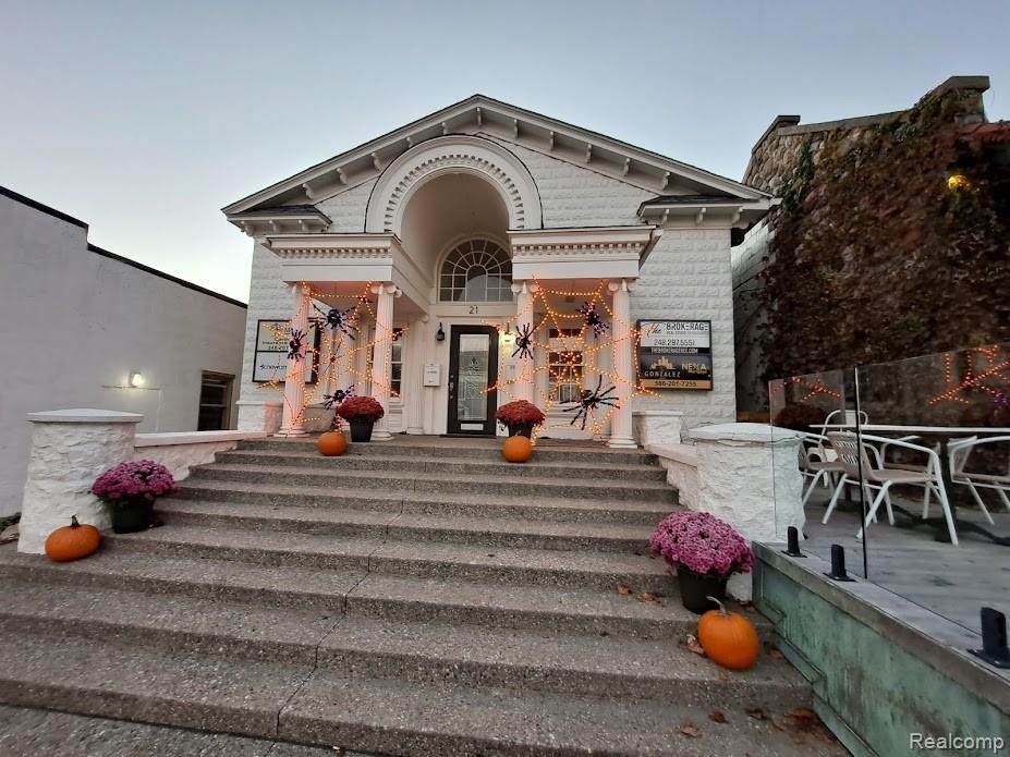 21 Main Street - Photo 1
