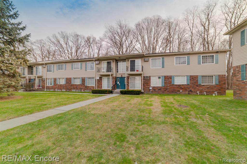 8164 24 Mile Road - Photo 1
