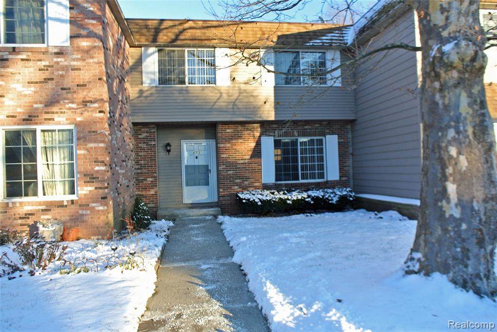 472 Riverbend Drive - Photo 1