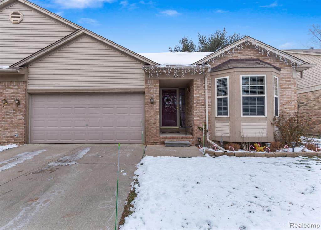 4185 Derray - Photo 1