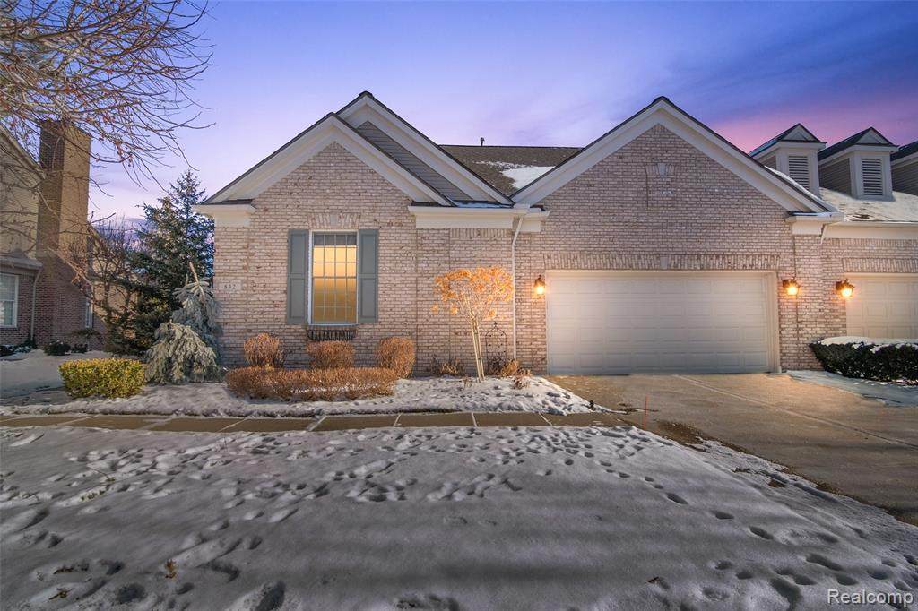 832 Garnet - Photo 1